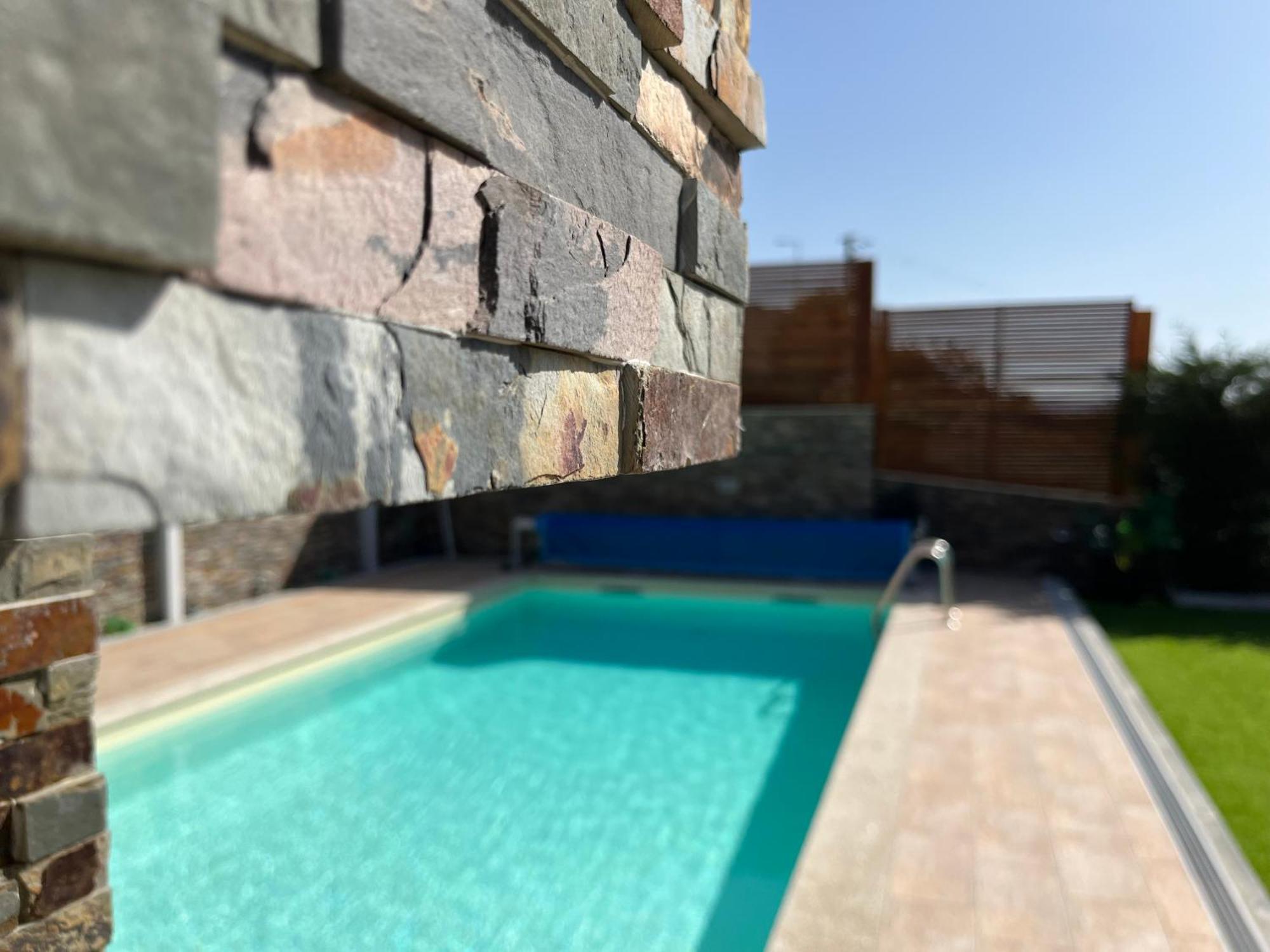 Fonte Retreat Home - Jacuzzi And Heated Swimming Pool Sandim ภายนอก รูปภาพ